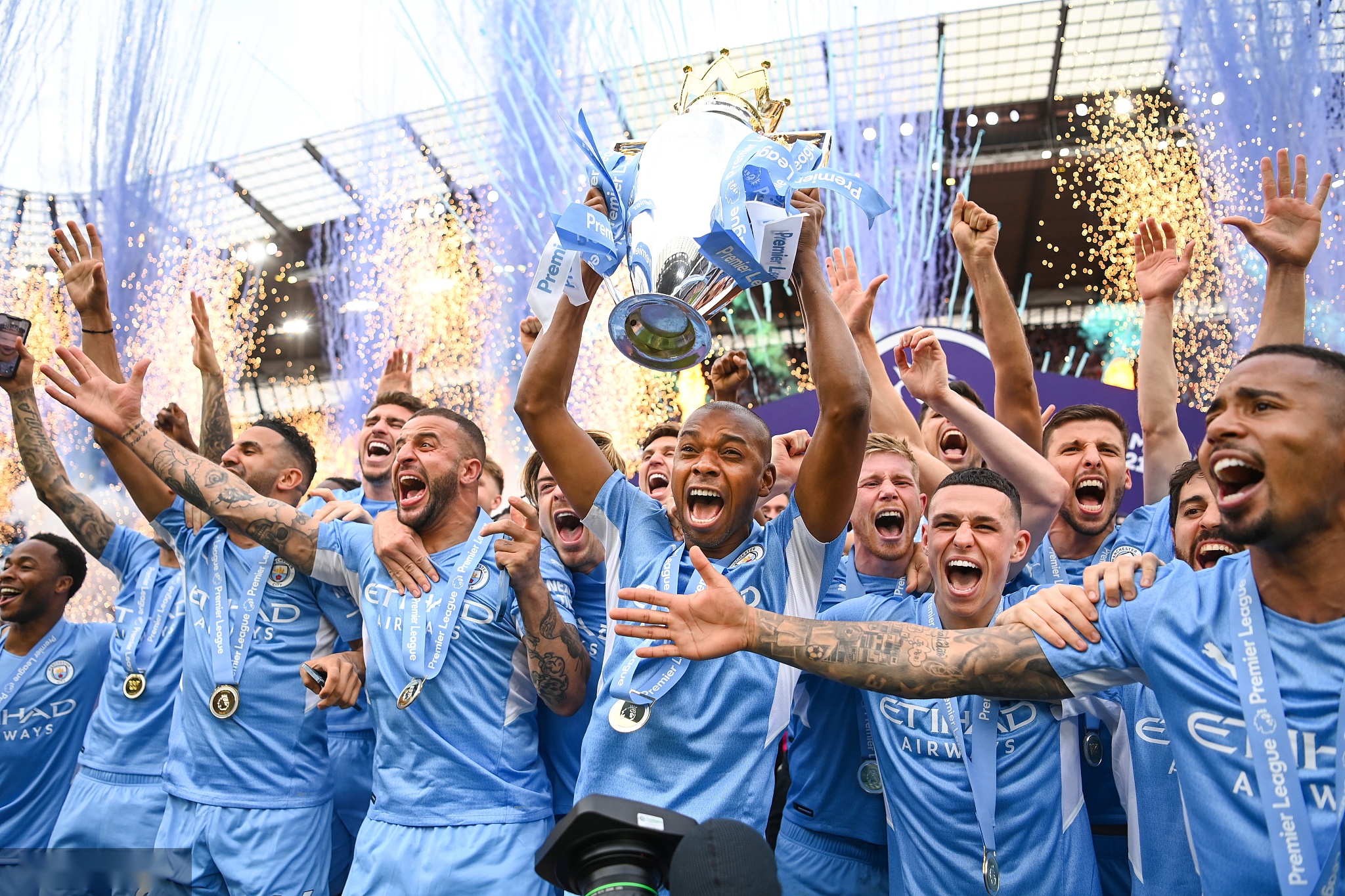 賽場上的 賽場上的